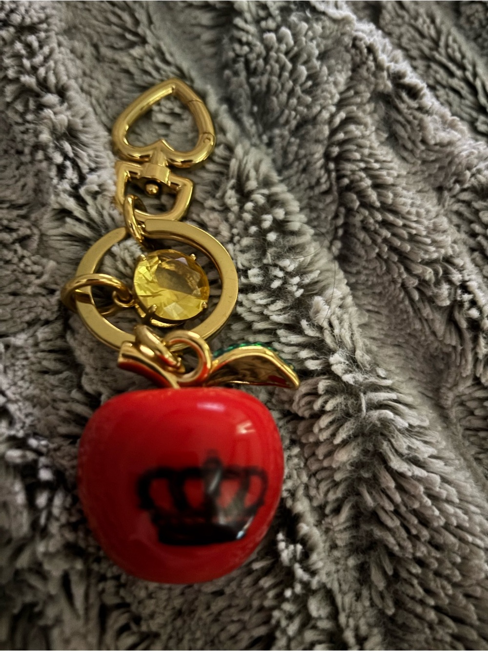 Juicy Couture Gold-Tone Keychain with Red Apple bag charm y2k HTF - Picture 2 of 3